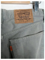 Levis 615 grises w34 l32. talla 44 pantalones vaqueros
