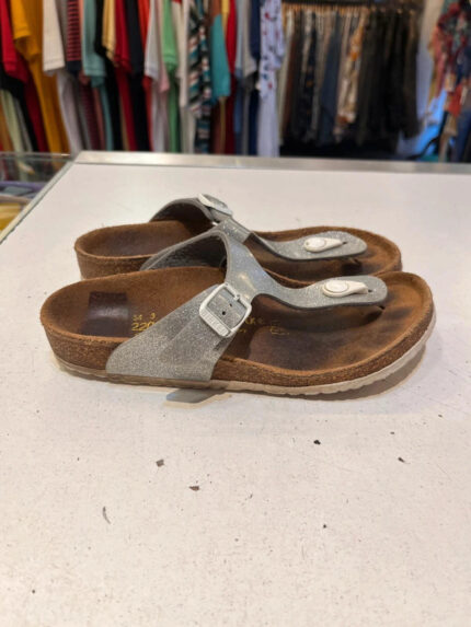 Sandalias birkenstock plateadas talla 34