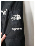 abrigo north face supreme talla M