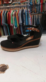 Cuñas sandalias yute Tommy Hilfiger talla 39 negras