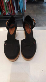 Cuñas sandalias yute Tommy Hilfiger talla 39 negras