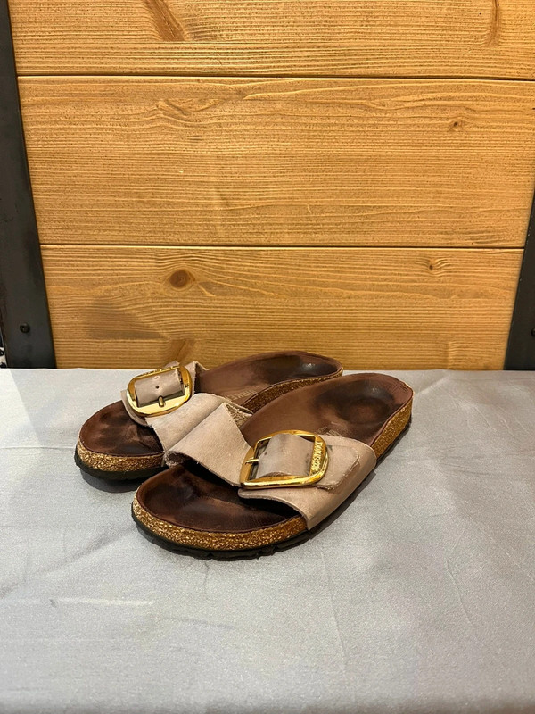 8c397f86-a900-4319-b404-2a8c6a9e1f49.jpeg Talla 37, birkenstock sandalias
