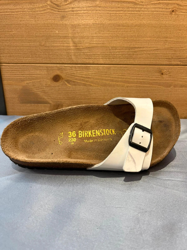 9734e18b-793b-4d1c-aad9-3fa869fc8789.jpeg Birkenstock sandalias blancas talla 36