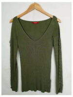 jersey verde guess talla s o top y2k vintage años 00s ajustado con hombros al aire.