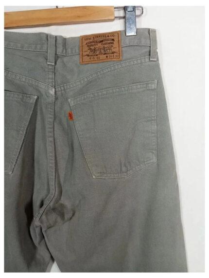 Levis 615 grises w34 l32. talla 44 pantalones vaqueros
