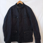 Barbour International azul oscuro acolchada con forro talla XL