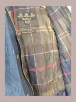 Chaqueta Barbour waterproof, azul marino Talla 40