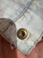 Vaquera fendi distressed forro de flores muy usada talla s