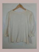 blusa tirol color hueso meico talla L