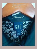 gabardina negra gap talla M