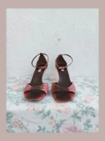Sandalias o zapatos rosas talla 39