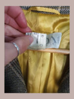 Chaqueta Escada americana marrón de cuadros talla 40 de pura lana.