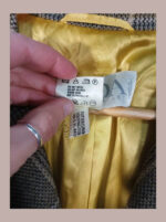 Chaqueta Escada americana marrón de cuadros talla 40 de pura lana.