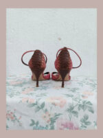 Sandalias o zapatos rosas talla 39