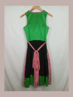 vestido verde con delantal landhaus tipo oktoberfest vintage alemán tirolesa austríaco. Original.