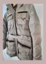 Chaqueta Barbour mujer, beige/marron con capucha de pelo Talla 40
