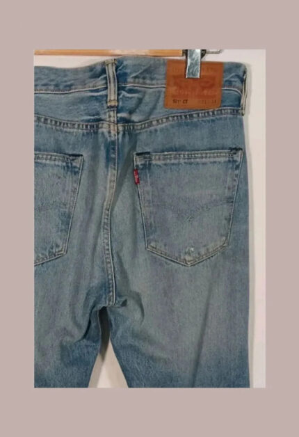Levis 501 azul con desteñodos estéticos W31 L34 talla 42