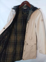 Barbour parca beige con capucha talla 38