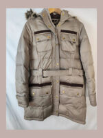 Chaqueta Barbour mujer, beige/marron con capucha de pelo Talla 40
