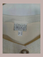 blusa tirol color hueso meico talla L