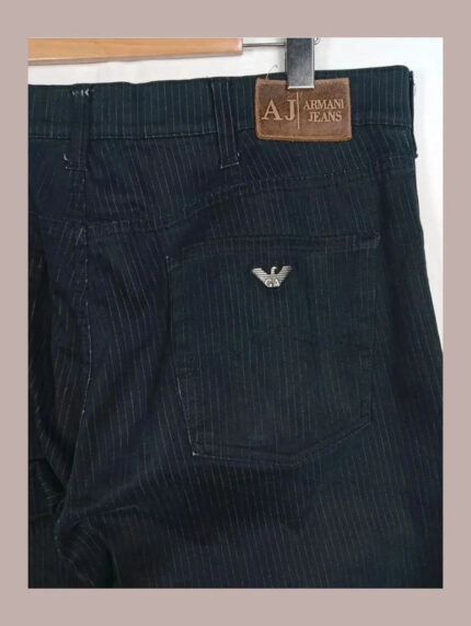 pantalón Armani azul rayas talla w38 o talla 48