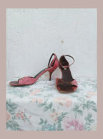 Sandalias o zapatos rosas talla 39
