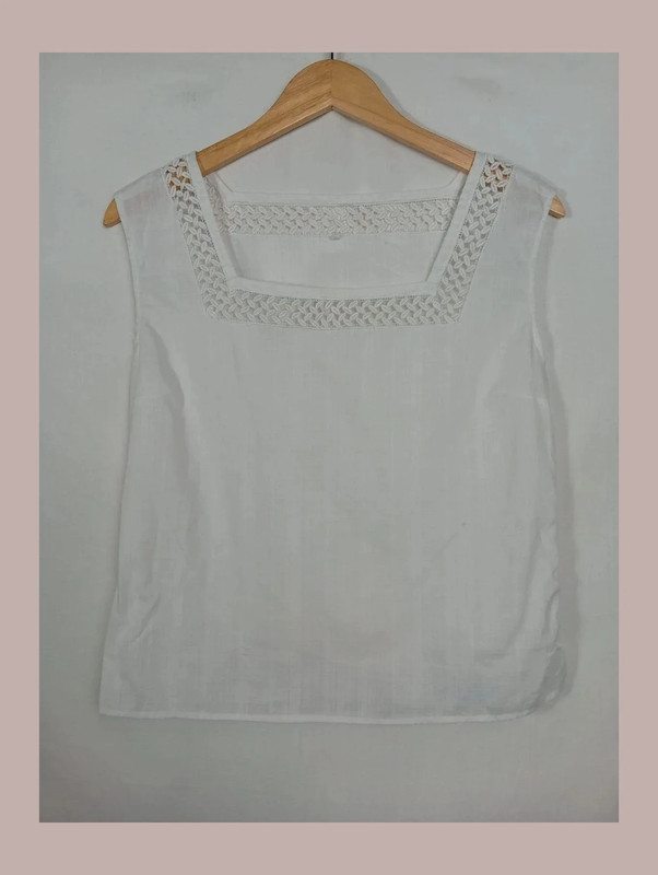 fee07eb3-f2fb-4739-b251-3463cf6ed8cf.jpeg blusa blanca de lino talla 38 vintage