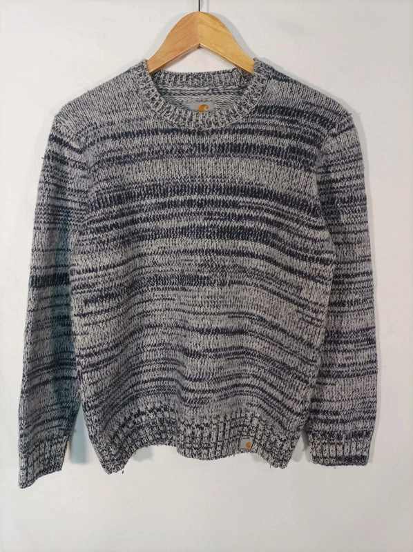 32461f81-df13-4130-aca1-50c440c56f68.jpeg Jersey azul y gris Carhartt talla L