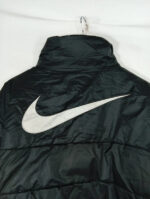 abrigo Nike reversible blanco por dentro, talla S