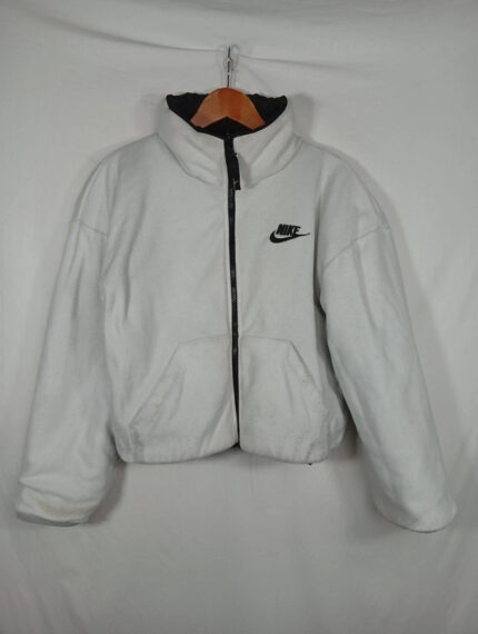 abrigo Nike reversible blanco por dentro, talla S