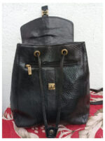 Mochila de piel Giudi negra. Perfecto estado