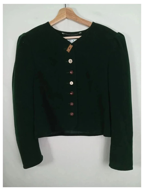 b0b193a3-e00f-4e49-91c2-85a658c7c140.jpeg chaqueta de lana vintage austriaca, tirolesa corta verde Perry landhaus talla 38