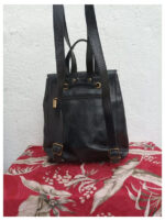 Mochila de piel Giudi negra. Perfecto estado