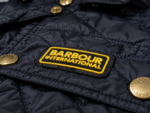 Barbour — Chaqueta acolchada azul marino - Imagen 4