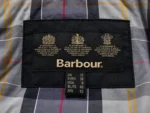 Barbour — Chaqueta con capucha negra · talla 38 - Imagen 3